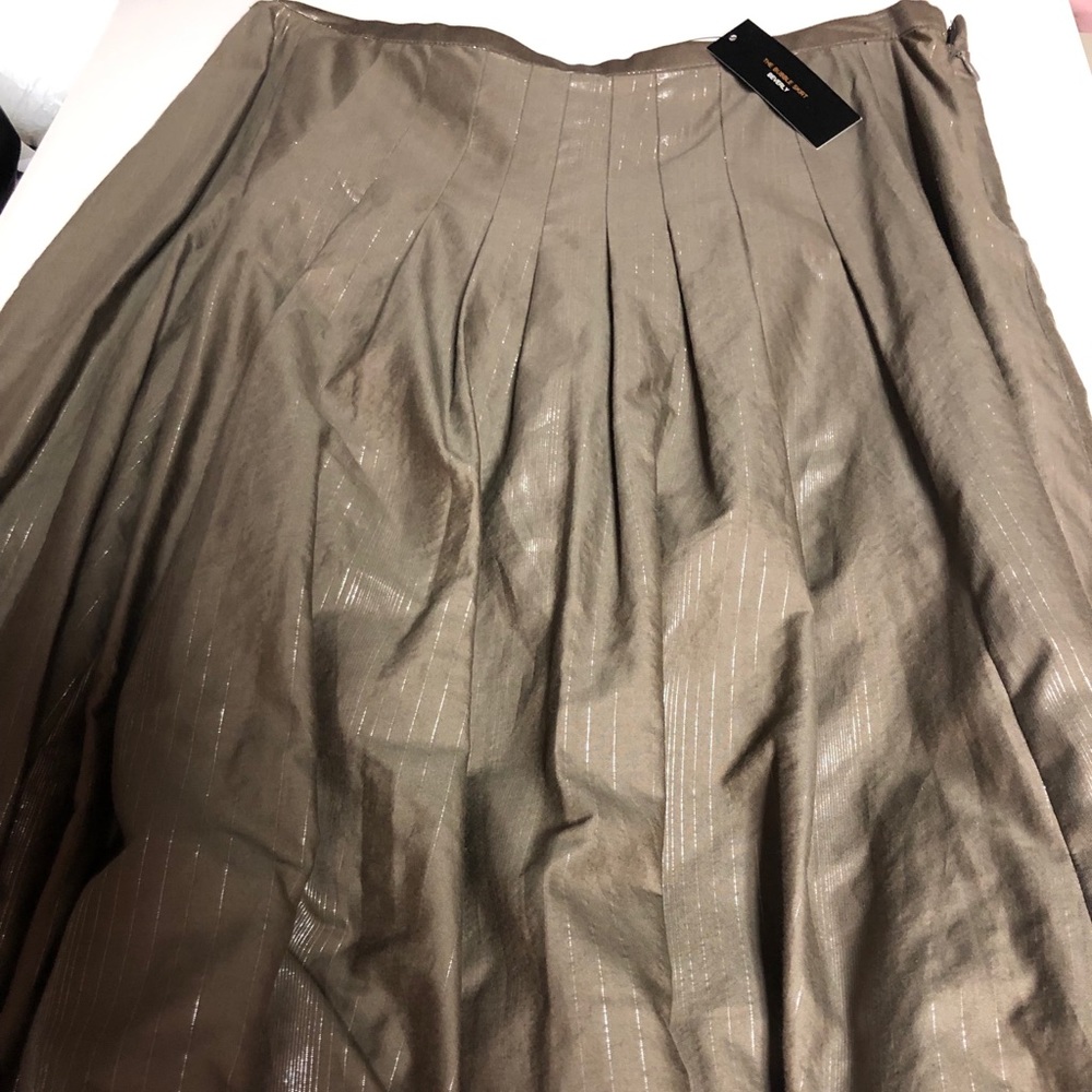 BCBG Maxazria bubble skirt. Size 4